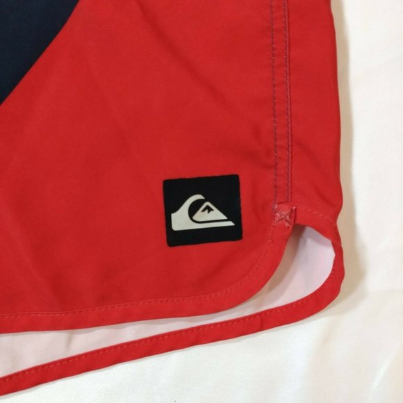 Quicksilver Navy Red Board Shorts Size 36 - Picture 5 of 11
